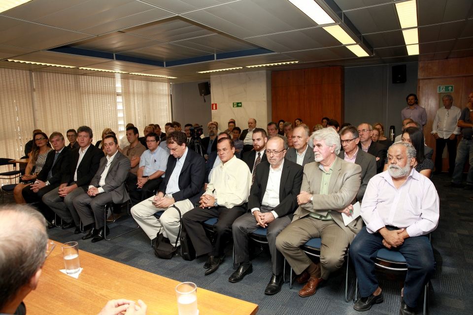 arquivo sem legenda ou nome