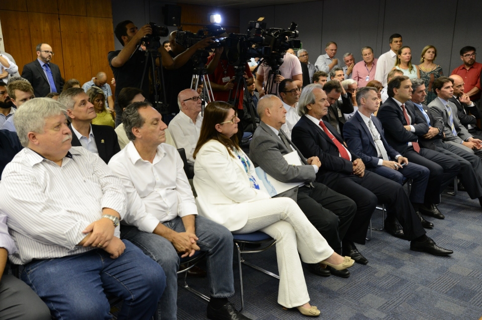 arquivo sem legenda ou nome