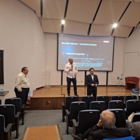 Reunio Comex abril