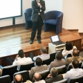 Palestra: Olhando alm da crise: O que esperar do cenrio econmico